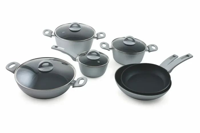 10-teiliges Kochgeschirr-Set aus Antihaft-Aluminium Villa d‘Este Home Tivoli Silber