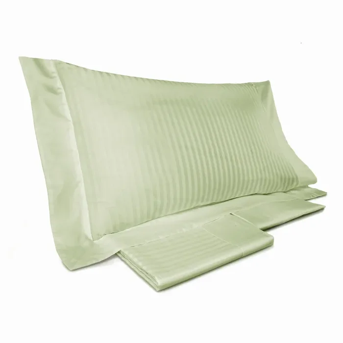 Set aus Oberlaken und Kissenbezügen, einfarbig Mitera, Rubin, Hellgrün, verschiedene Größen