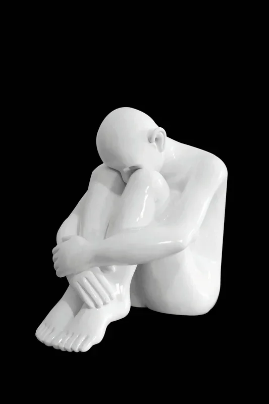 Thinker – Scultura in poliresina colore bianco lucido cm 25x35x32h