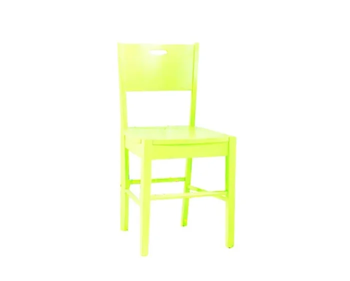 Visson Stuhl aus gelb lackiertem Holz